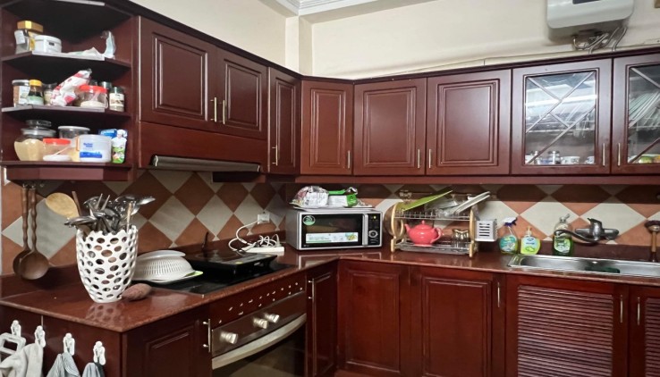 CHO THUÊ NHÀ RIÊNG NGÕ Ô TÔ THÁI HÀ 5 TẦNG, 45M, 5 NGỦ, 18 TRIỆU, KD, VP, Ở GĐ, NHÓM SẠCH SẼ